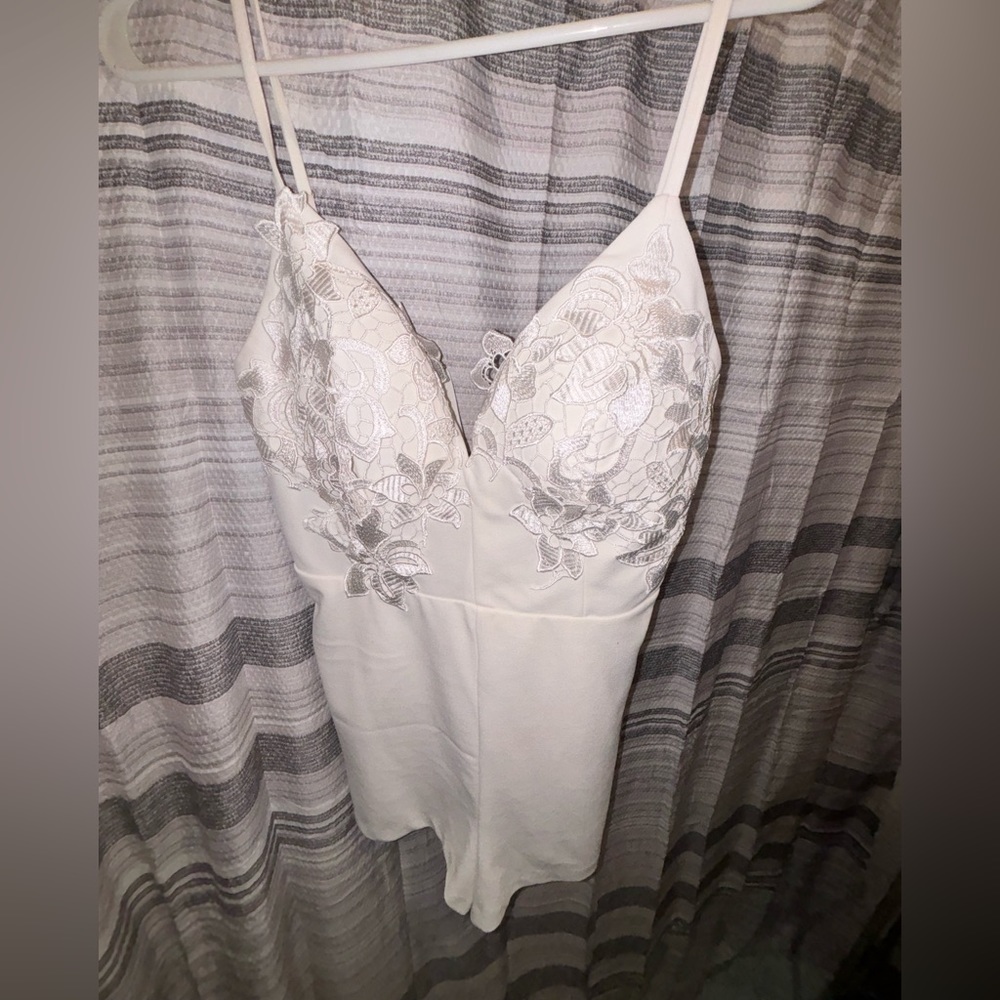 Windsor romper